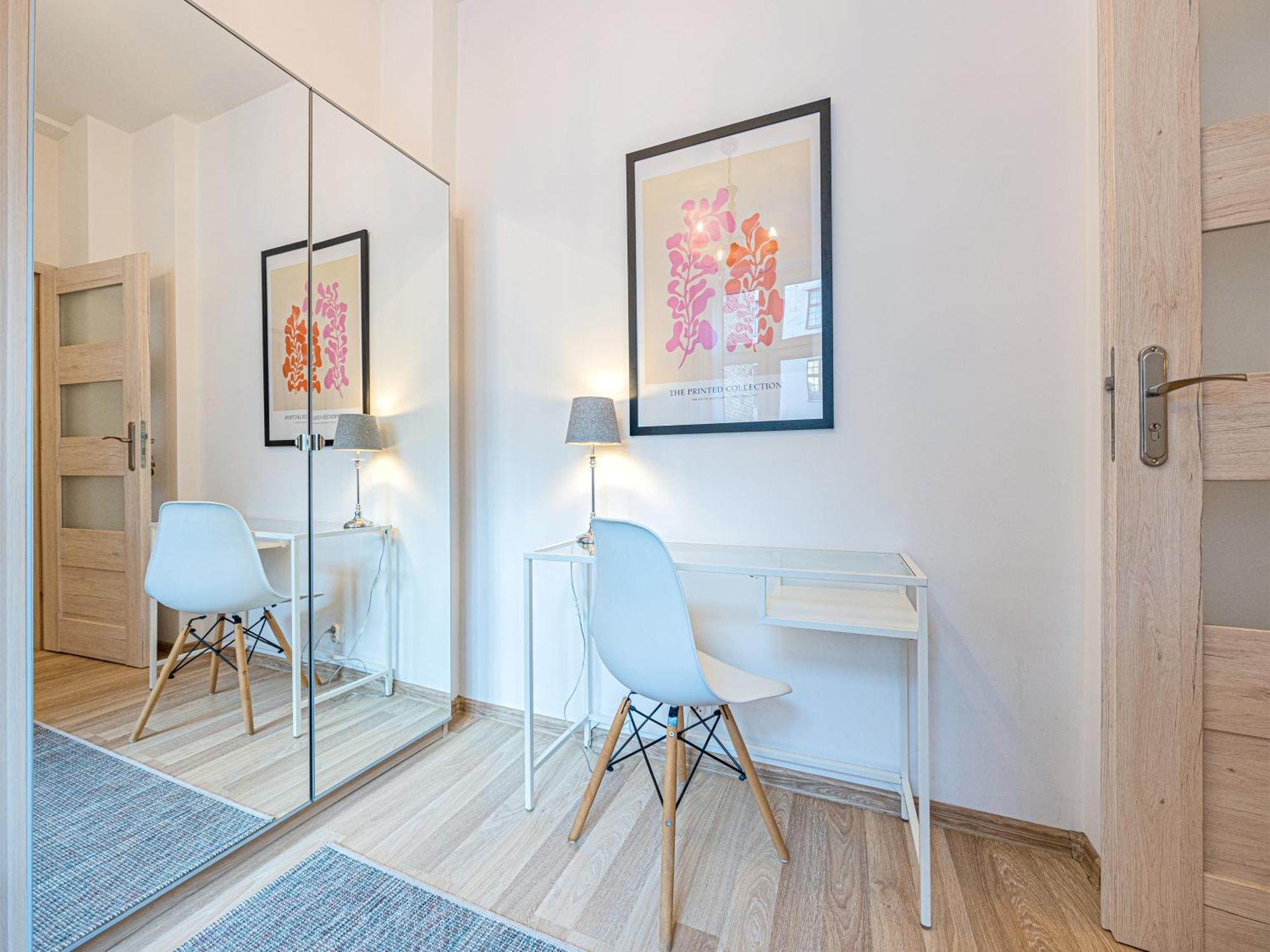 Hello Apartments City Center Of Old Town 3 Bedrooms Art & View กดัญสก์ ภายนอก รูปภาพ